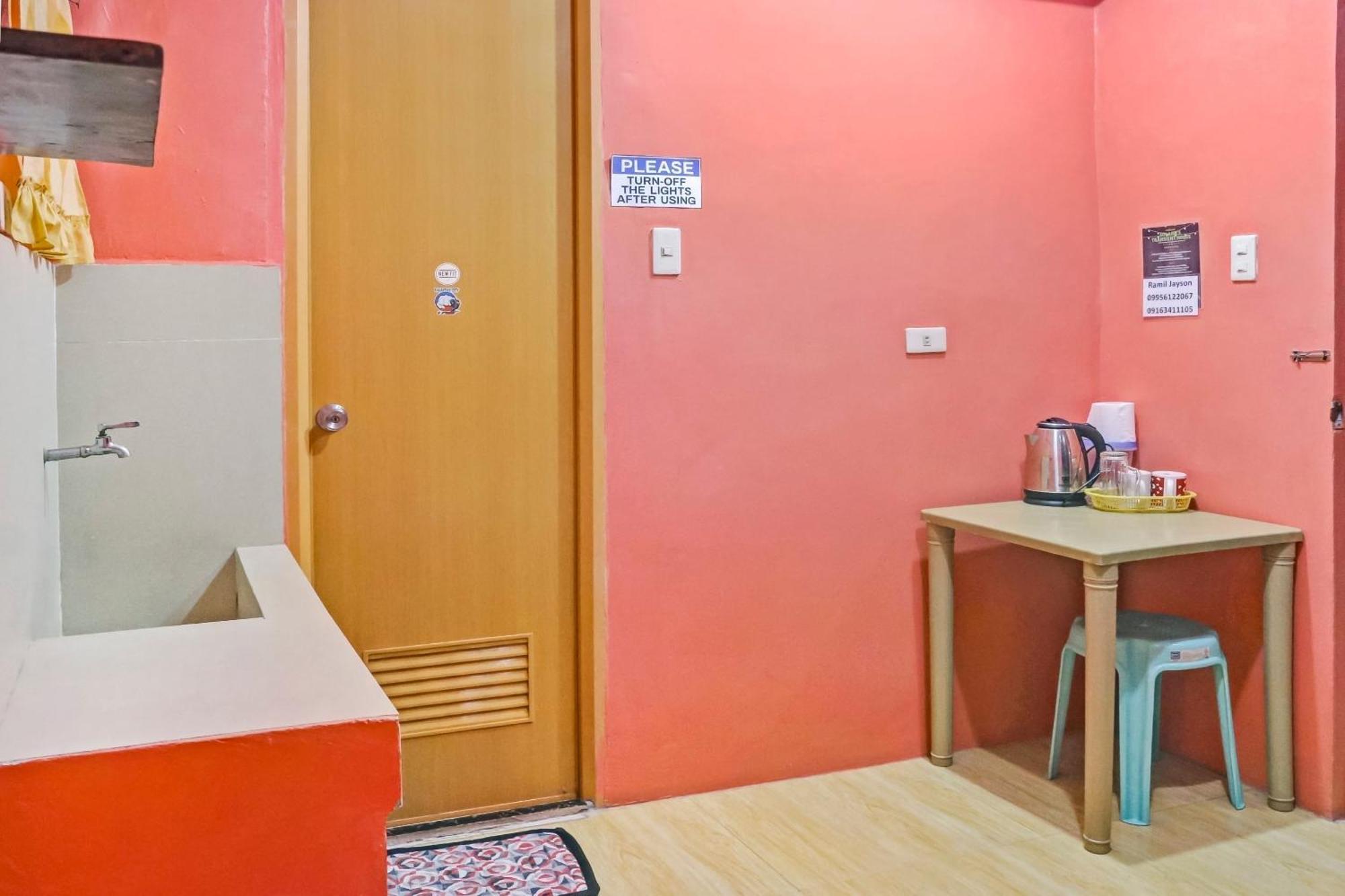 Solanos Transient House Hotel Pasay Kültér fotó