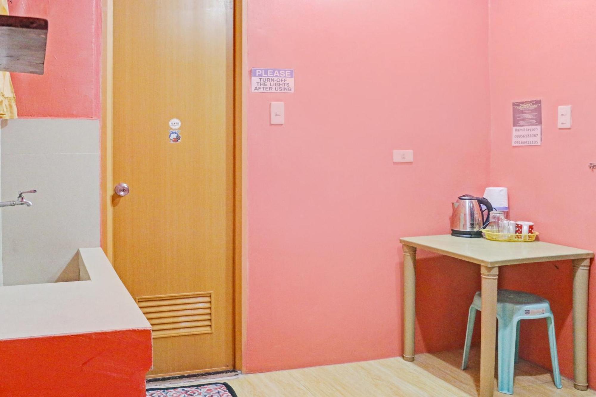 Solanos Transient House Hotel Pasay Kültér fotó